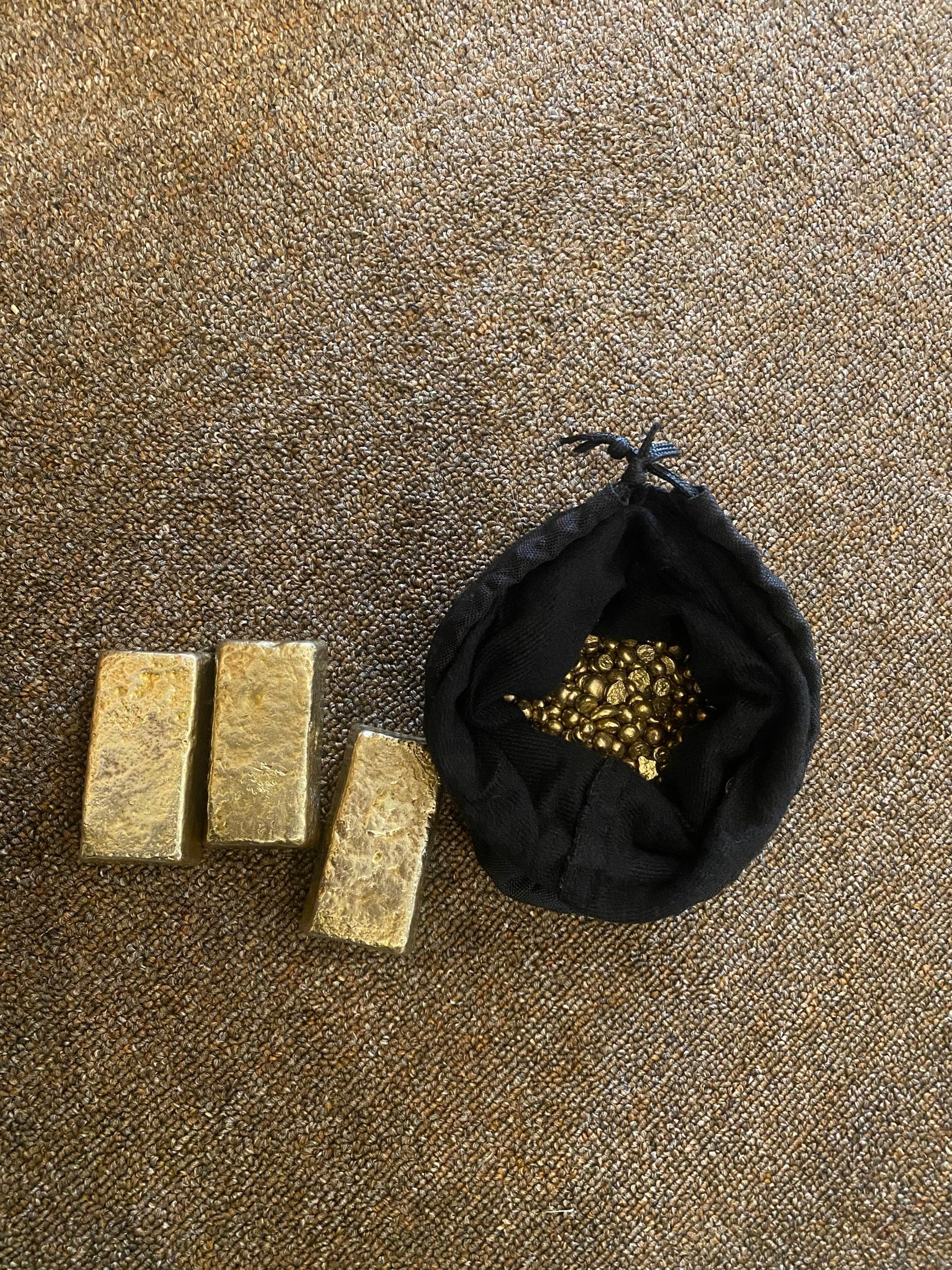 Gold minerals